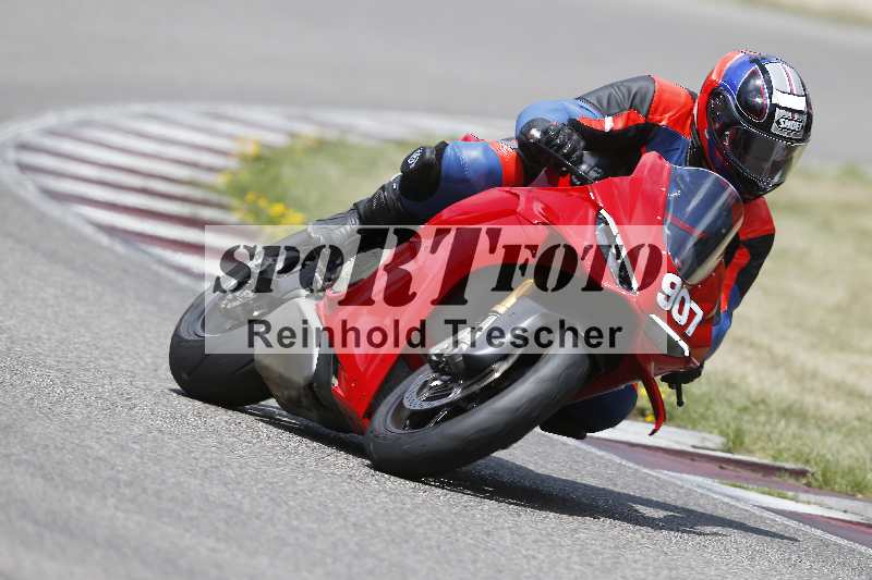 /21 17.06.2026  Ducati Schweiz Track Warmup ADR/Gruppe blau/907